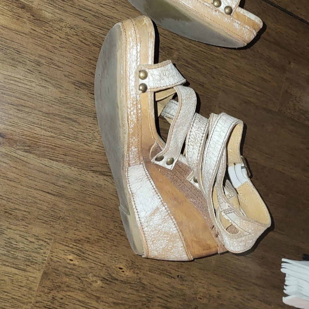sandals - Picture 5 of 7